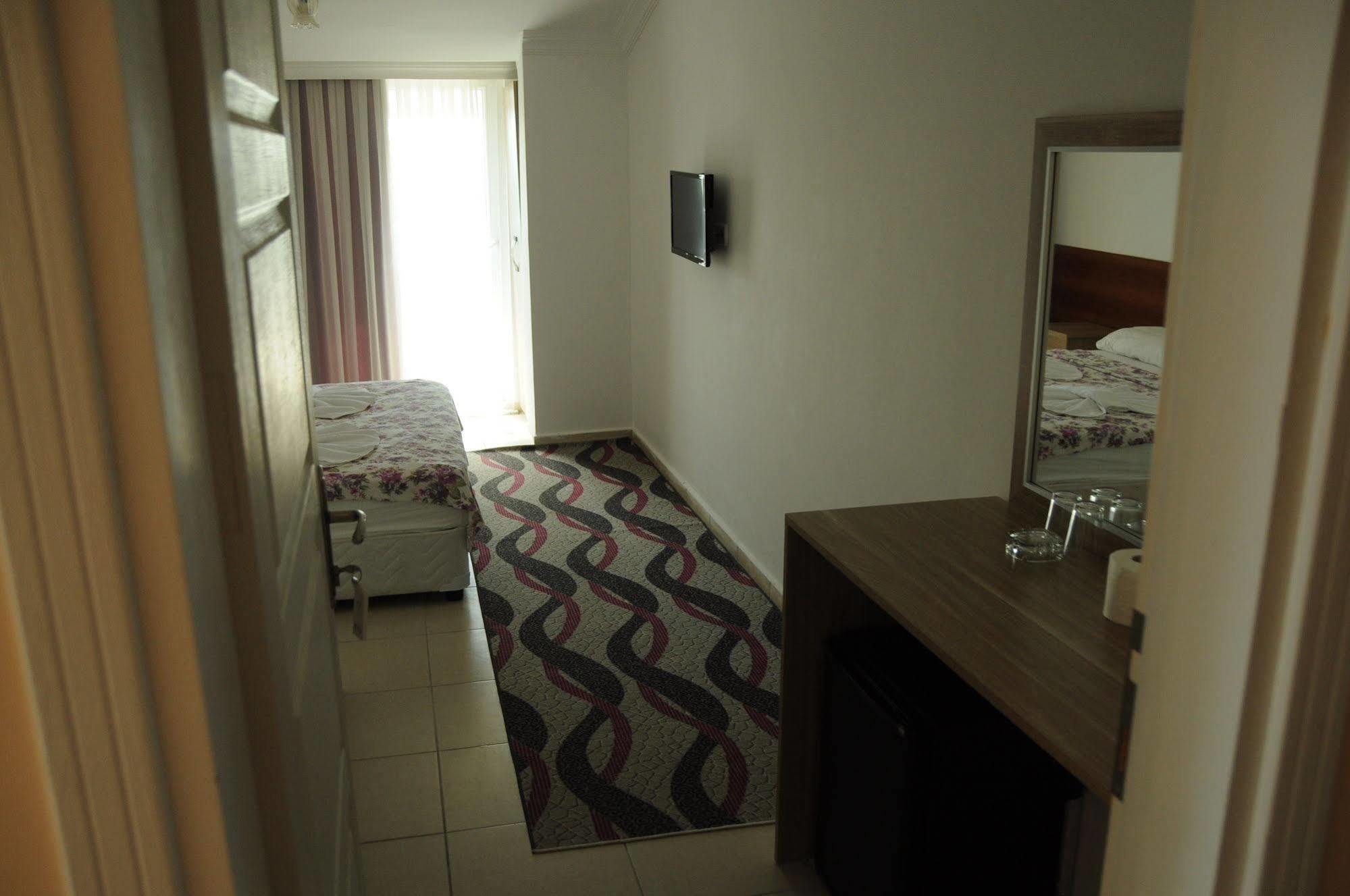 Demirci Hotel Antalya Exterior photo